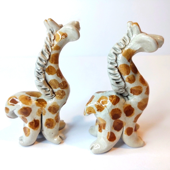 Set of 2 Handmade Clay Giraffe's Nursery Collector - Picture 8 of 13